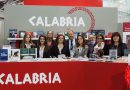 SALONE LIBRO TORINO : allo stand della Regione Calabria la visita del presidente della kermesse Giulio Biino