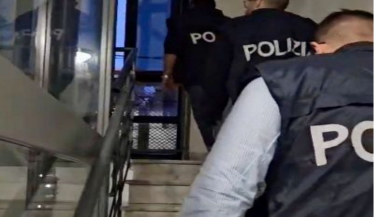 VIDEO – Spaccio di droga tra i giovani a scuola e nei luoghi di movida: Arrestati Due Spacciatori a Catanzaro