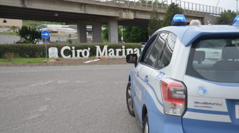 Crotone: Intensificati i Controlli della Polizia a Cirò Marina e nel Capoluogo