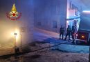 Notte di Interventi per i Vigili del Fuoco: Incendi e Soccorsi in Provincia di Crotone