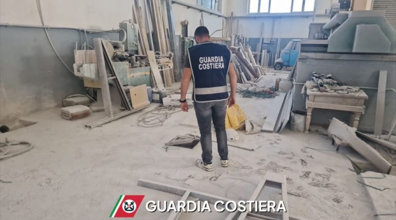 Sequestro di un Capannone e Discarica Abusiva a Cirò Marina