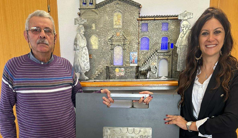 Visita della Sindaca di Succurro al Museo di Luigi Scarcelli a San Giovanni in Fiore: un omaggio all’Arte e alla Memoria