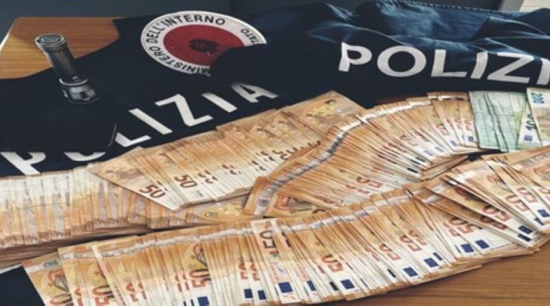 Taurianova: Un 40enne Denunciato per Riciclaggio di 17.500 Euro