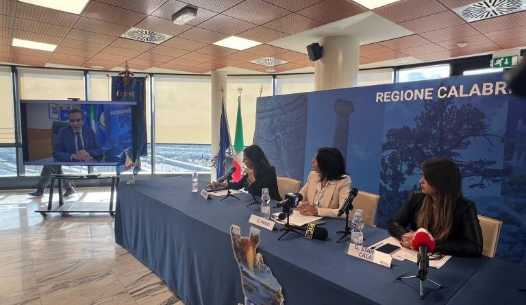 Corrado Alvaro entra nella Storia: Istituita l’Edizione Nazionale della sua Opera Omnia