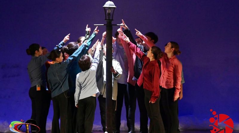 Il Piccolo Principe emoziona il Teatro Comunale: la nuova produzione del Teatro Incanto conquista bambini e adulti Il Piccolo Principe emoziona il Teatro Comunale: la nuova produzione del Teatro Incanto conquista bambini e adulti