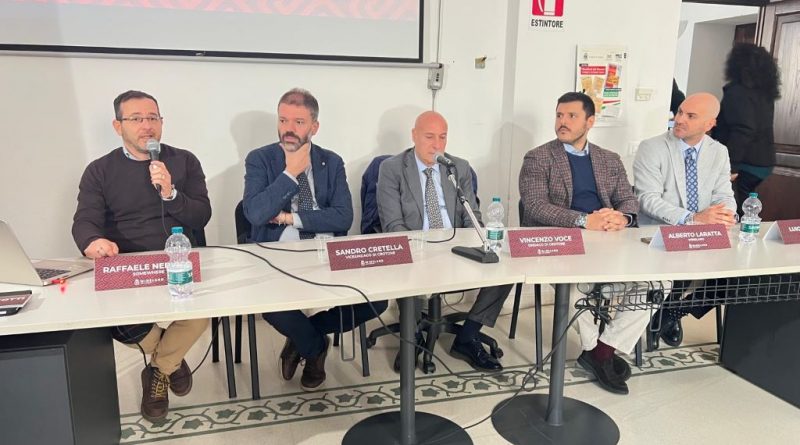Wineland – Cibi & Tradizioni 2025, Crotone pronta ad accogliere la quinta edizione Wineland – Cibi & Tradizioni 2025, Crotone pronta ad accogliere la quinta edizione