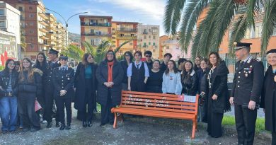 Inaugurata la Panchina Arancione contro la Violenza di Genere a Lamezia Terme