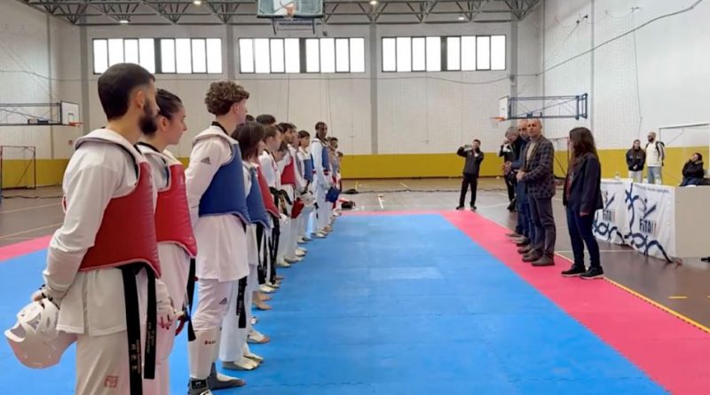 Domenica 14 dicembre, si è svolta nel palazzetto sportivo dell’Unical la sessione invernale degli esami regionali Poom e Dan della Federazione Italiana Taekwondo Domenica 14 dicembre, si è svolta nel palazzetto sportivo dell’Unical la sessione invernale degli esami regionali Poom e Dan della Federazione Italiana Taekwondo