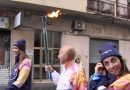 VIDEO – Sotto una pioggia leggera la Fiamma Olimpica accende Crotone