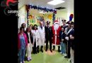 Crotone: il Babbo Natale dei Carabinieri porta i doni ai piccoli pazienti del reparto di Pediatria dell’Ospedale “San Giovanni di Dio”