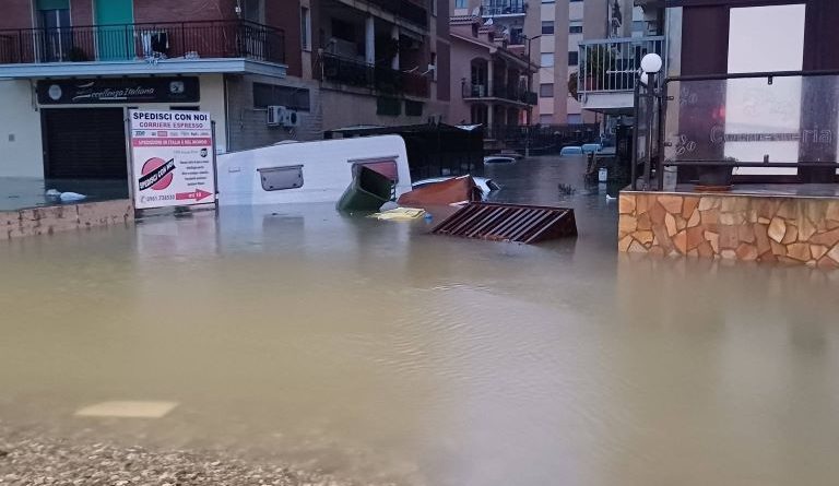 Sanità e maltempo, doppio intervento del Governo per la Calabria: prorogata di un anno l’emergenza ospedaliera e stanziati 15 milioni per i danni