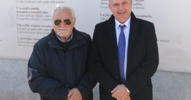 VIDEO – È stato inaugurato il “Muro dei proverbi – Voci di memoria collettiva”