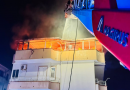 Incendio in un appartamento a Crotone: evacuazione precauzionale e un ferito trasportato in ospedale