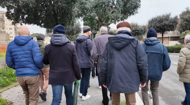 VIDEO – Turisti a Casa Propria: Crotone Esplora i Suoi Tesori Oltre il Centro Storico
