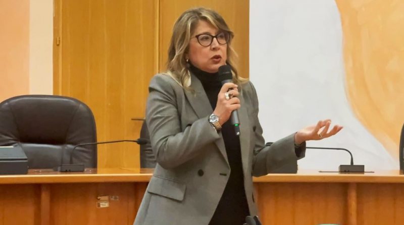 Cosenza “Discute la città”: Bianca Rende accende il dibattito sulla sanità