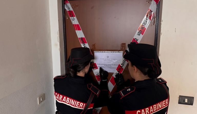 Taurianova (RC), occupa abusivamente un alloggio popolare: intervento dei Carabinieri, immobile restituito all’Aterp