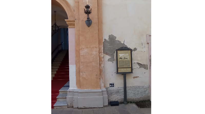 “Benvenuti a Palazzo De Nobili”: Ingresso in Rovina per il Comune di Catanzaro – pessimo biglietto da visita per il capoluogo della Calabria “Benvenuti a Palazzo De Nobili”: Ingresso in Rovina per il Comune di Catanzaro – pessimo biglietto da visita per il capoluogo della Calabria