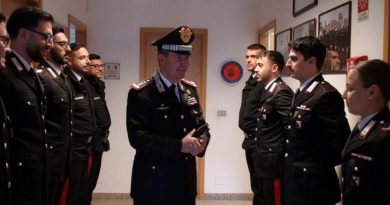 Il Generale di Corpo d’Armata Claudio DOMIZI torna nella Locride per un saluto al personale dell’Arma