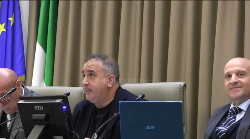 VIDEO – Il Consiglio Comunale di Crotone tra civismo e partiti politici