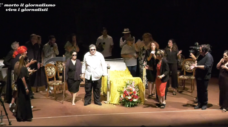 Solidarietà in Scena: i Giornalisti Crotonesi Ritornano al Teatro con “È morto il giornalismo, viva i giornalisti!”
