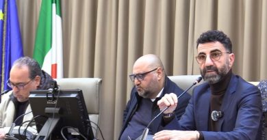 VIDEO – Crotone: Si accende il confronto sul futuro dei lavoratori del servizio di digitalizzazione
