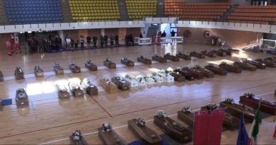 Naufragio di Cutro, la rivelazione in aula: “La Finanza sapeva dei migranti a bordo ore prima della strage”