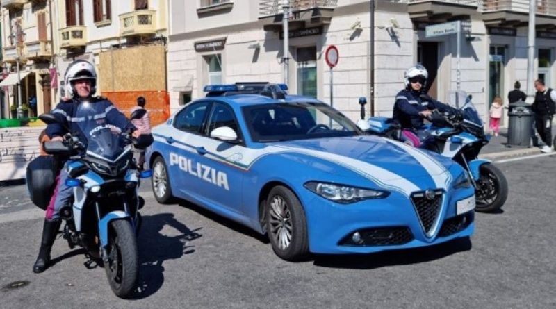 Crotone: la Polizia di Stato sottopone a fermo uno scippatore