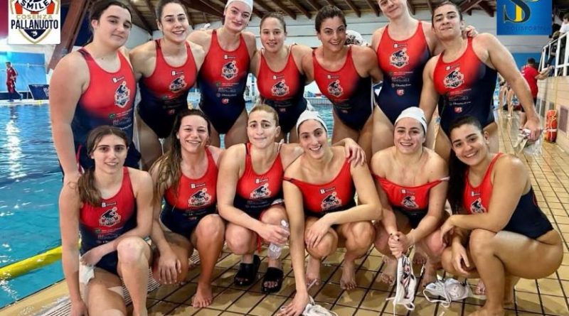 La Smile Cosenza Pallanuoto: un Orgoglio Calabrese in Europa