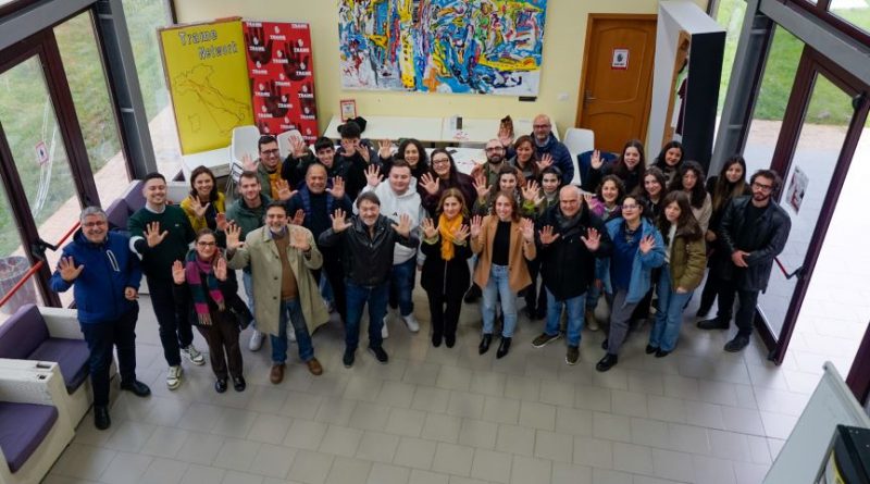 Sigfrido Ranucci incontra le realtà civiche al Civico Trame di Lamezia Terme