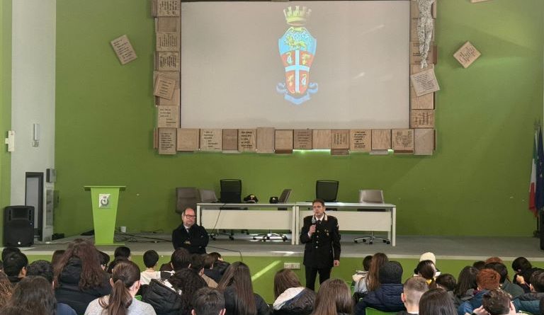 A Scuola di Legalità: i Carabinieri di Campo Calabro incontrano gli studenti tra scelte consapevoli e uso responsabile dei social