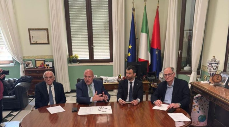 VIDEO – Allarme Amianto nelle Scuole: Arpacal Esclude Ogni Rischio. Il Sindaco e la Provincia Denunciano i Procurati Allarmi.