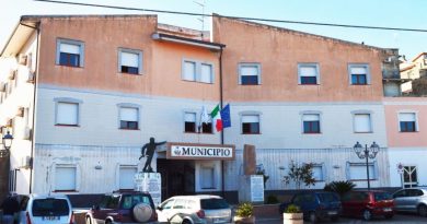 Terremoto al Comune di Simeri Crichi: si dimettono 7 consiglieri, arriva il commissario