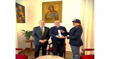 Dalla Strage alla Speranza: L’Olio di Capaci Consegnato all’Arcivescovo di Cosenza