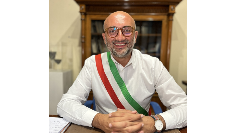 Biagio Faragalli è il nuovo presidente della Provincia di Cosenza: il centrodestra vince la sfida contro Caruso Biagio Faragalli è il nuovo presidente della Provincia di Cosenza: il centrodestra vince la sfida contro Caruso