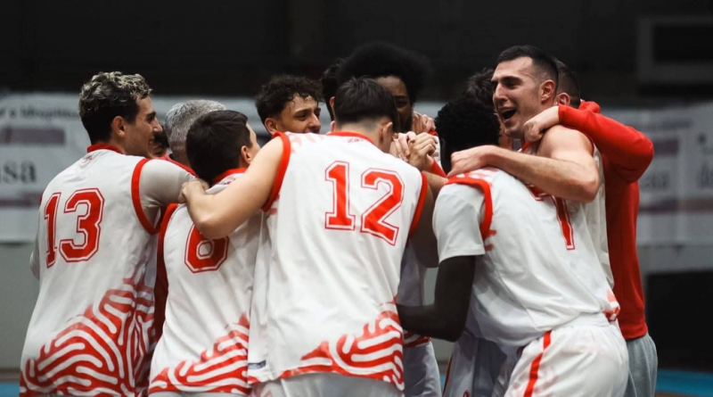 Colpo Salvezza della Bim Bum Rende: Espugna Mola e Lascia l’Ultimo Posto