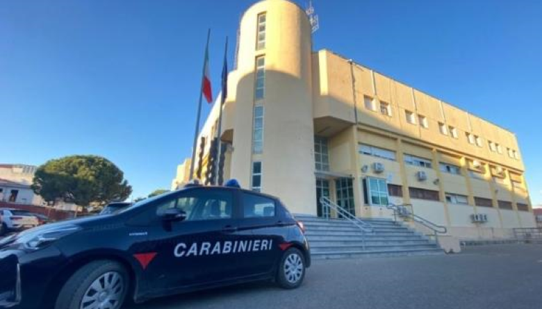 Cirò Marina (KR): arrestato per il reato di maltrattamenti in famiglia. deve scontare tre anni e quattro mesi.