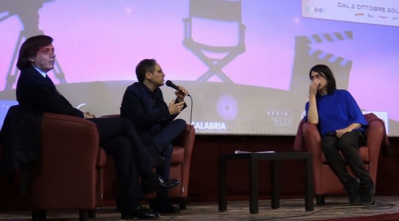 VIDEO – “Familia”: Il cinema di Costabile come strumento di denuncia contro la violenza domestica