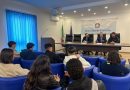 Studenti a lezione di legalità: la Polizia di Stato apre le porte della Questura di Crotone