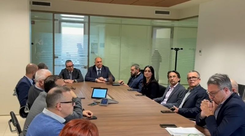 Vertenza Konecta, futuro a rischio per mille lavoratori: la Regione cerca nuove commesse