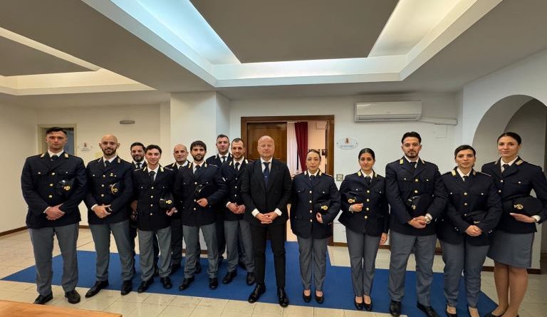 Nuovi Rinforzi per la Sicurezza a Crotone: Arrivano 13 Agenti alla Questura