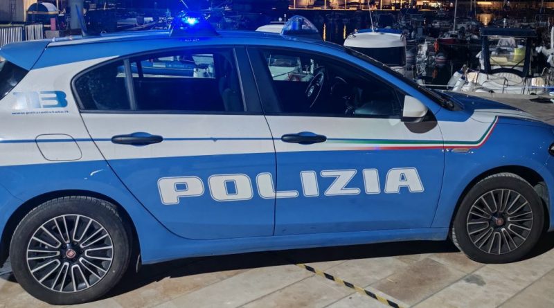 Crotone, violenza in famiglia: allontanato un uomo, dovrà indossare il braccialetto elettronico