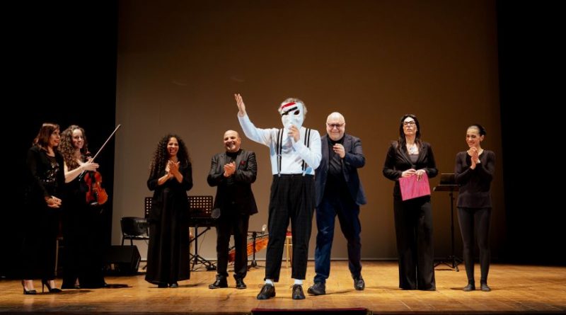 Enrico Lo Verso incanta Lamezia Terme con l’opera di Sergej Prokofiev “Pierino e il Lupo”.