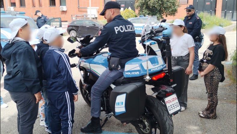 Dalla creta alla legalità: a Catanzaro il progetto “Concretamente” si conclude al Polifunzionale della Polizia