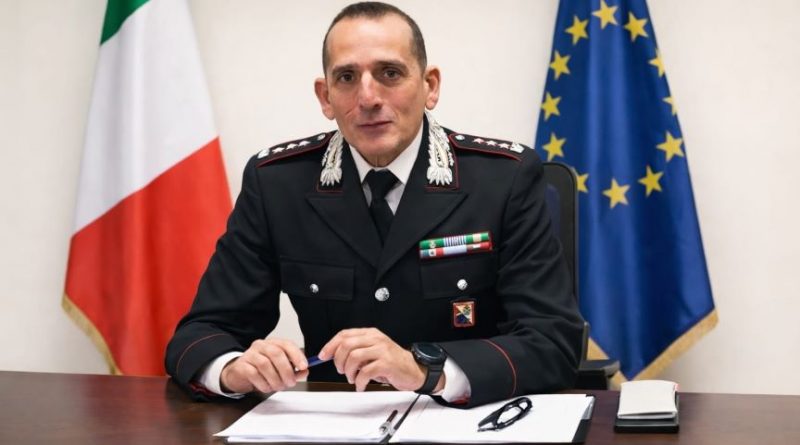 Accoltella lo zio e fugge, poi si costituisce: ore di tensione a Isola Capo Rizzuto