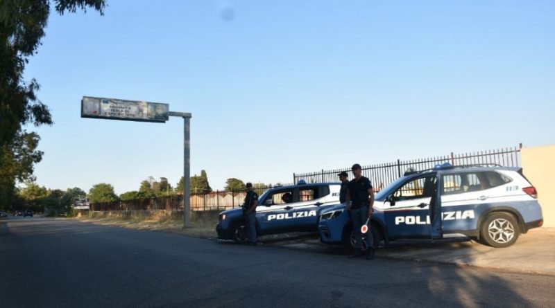 Crotone, pugno di ferro della Polizia: controlli a tappeto e un arresto