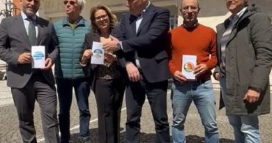 Elezioni a Crotone, il sindaco Voce cala il tris: 96 candidati per la continuità