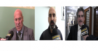 VIDEO – Crotone al Voto 2026: Sfida a Tre per la Poltrona di Sindaco tra Voce, Trocino e Meo