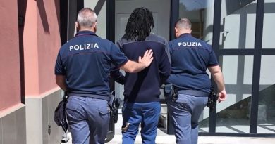 VIDEO – Catanzaro, straniero molesto allontanato: il Questore dispone il trattenimento al CPR