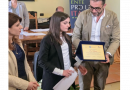 Le parole contro il bullismo: Eva Tolisano, studentessa di Saracena, conquista il podio regionale”