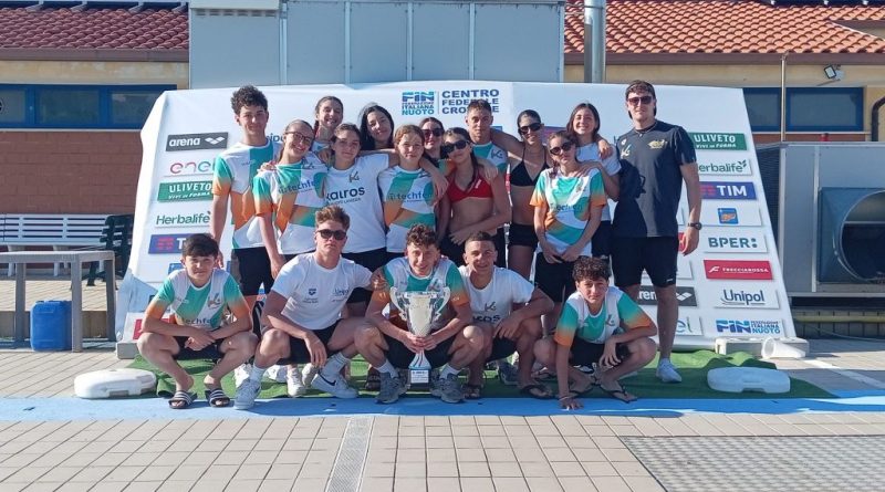 Trionfo Kairos Nuoto Lamezia: vittoria di squadra e pass per gli Italiani al Trofeo di Crotone